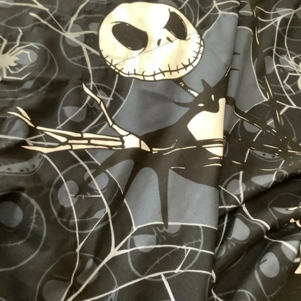 Nightmare Before Christmas Black White Skeleton‎ Lightweight Throw Blanket